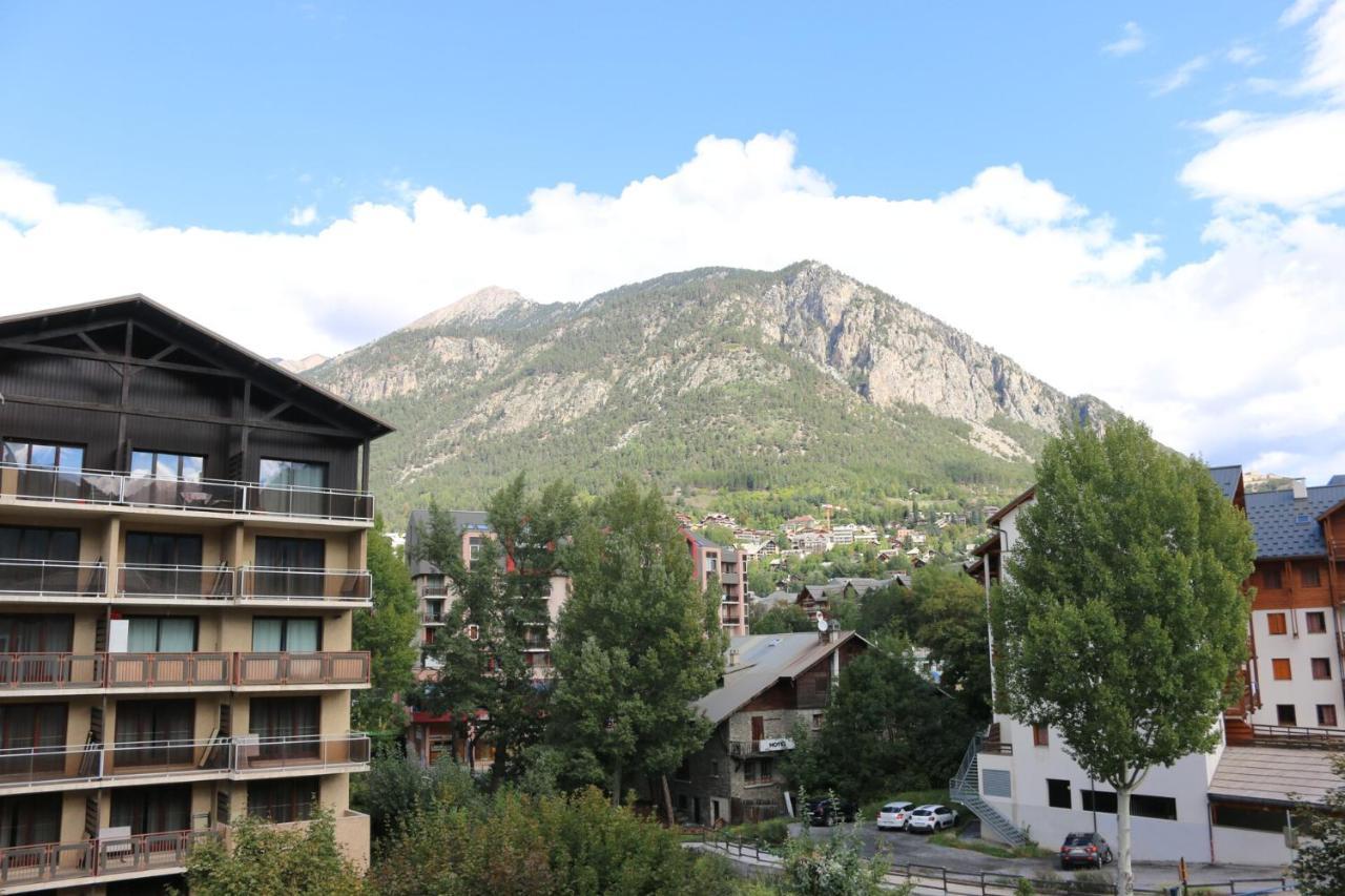 Appartement au départ des remontées mécaniques - Briançon Extérieur photo